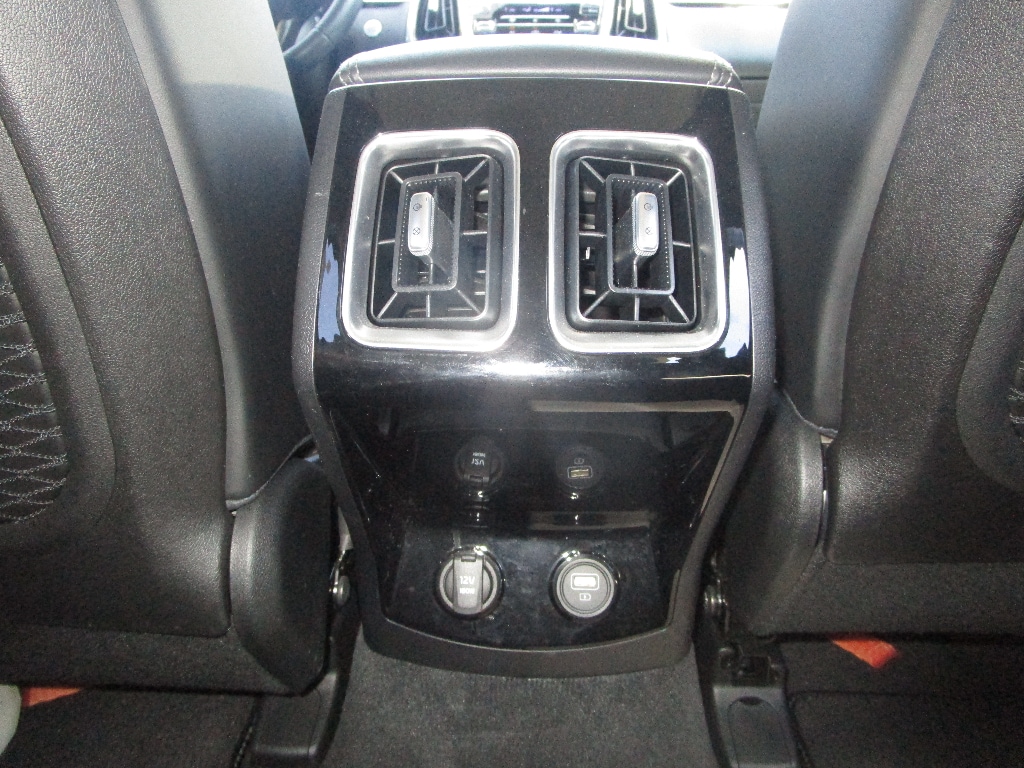 2023 Kia Sorento SX - Photo 10