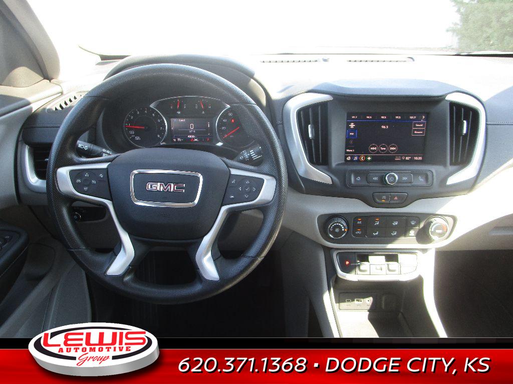 2024 Gmc Terrain SLE photo 3