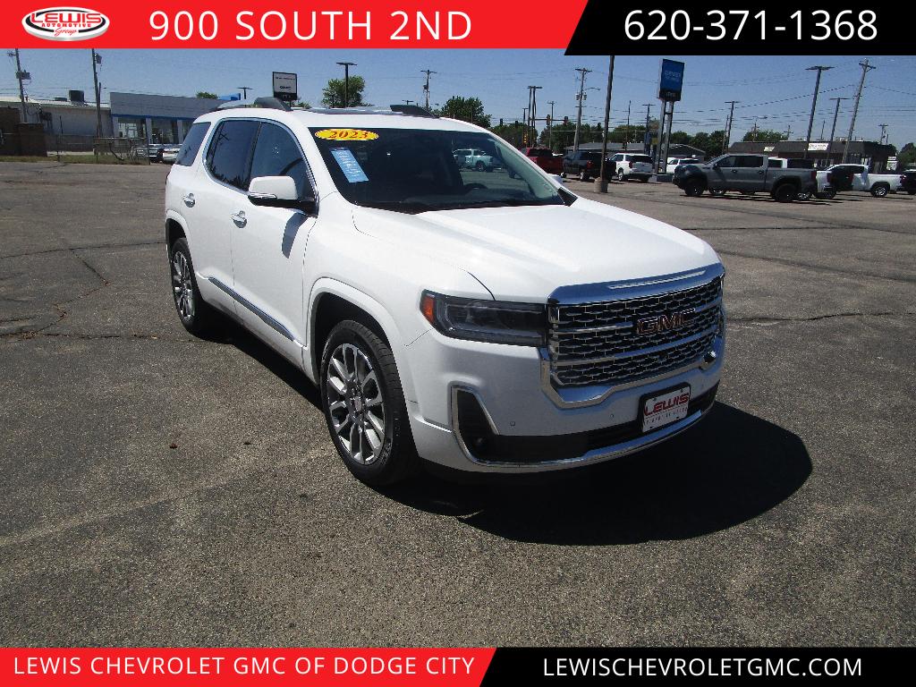 2023 GMC Acadia Denali AWD's photo