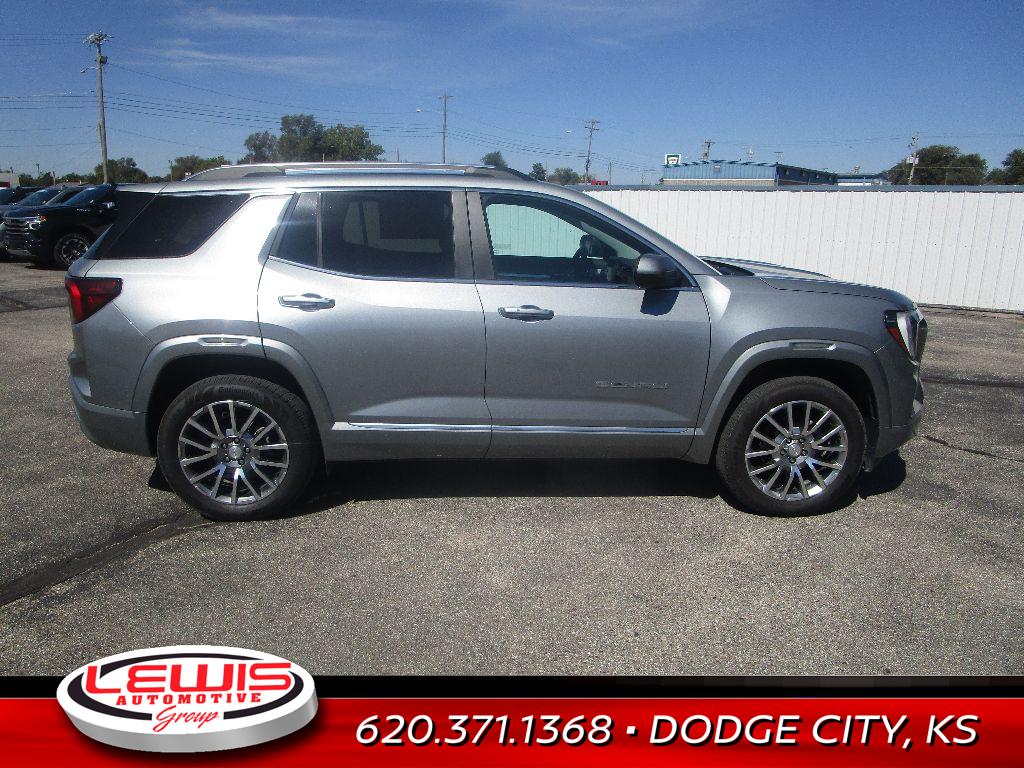 2026 Gmc Terrain Denali photo 2