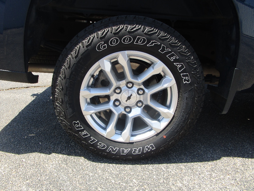 2023 Chevrolet Silverado 1500 RST - Photo 17