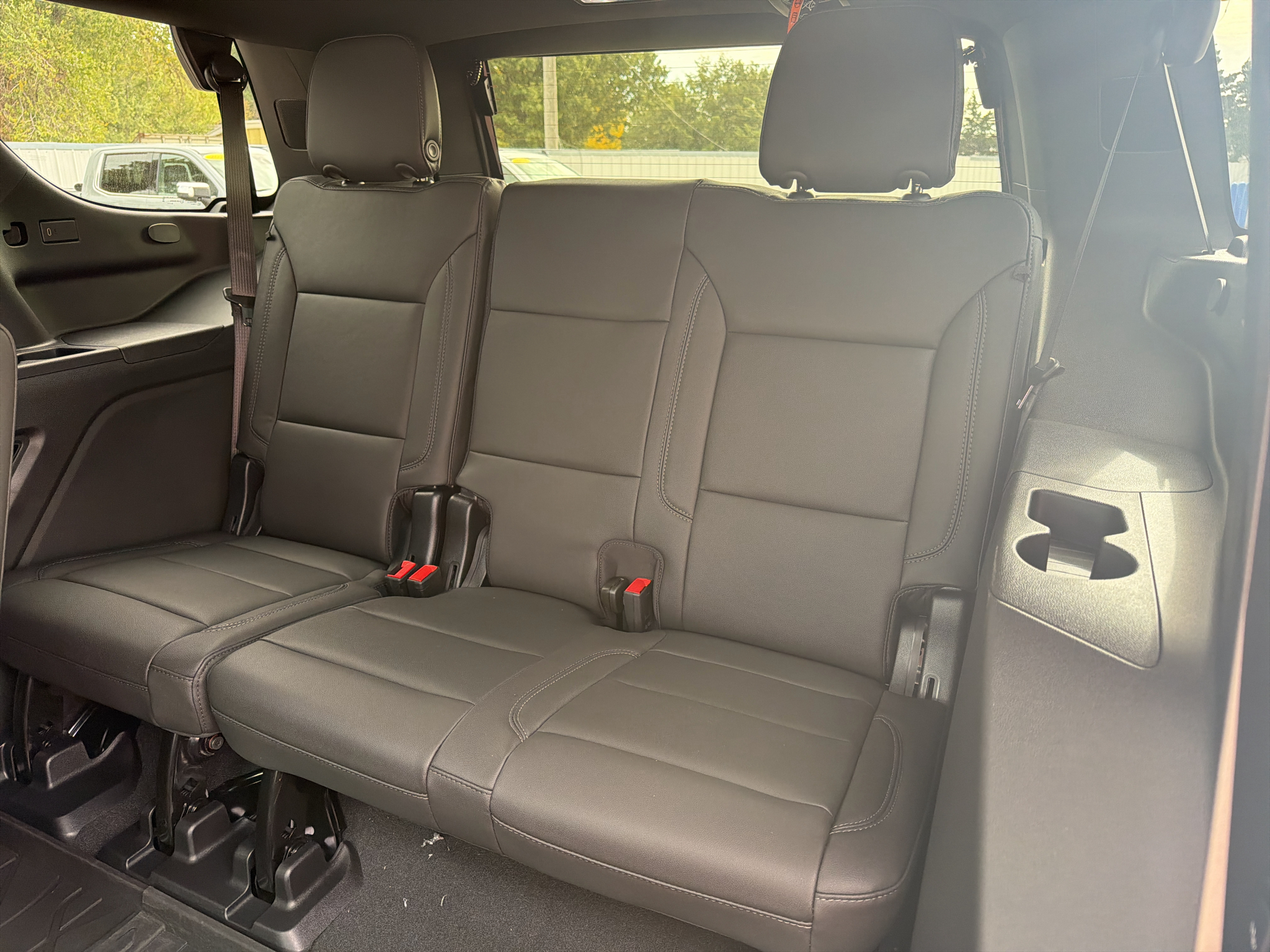 2027 Chevrolet Tahoe Z71 - Photo 12