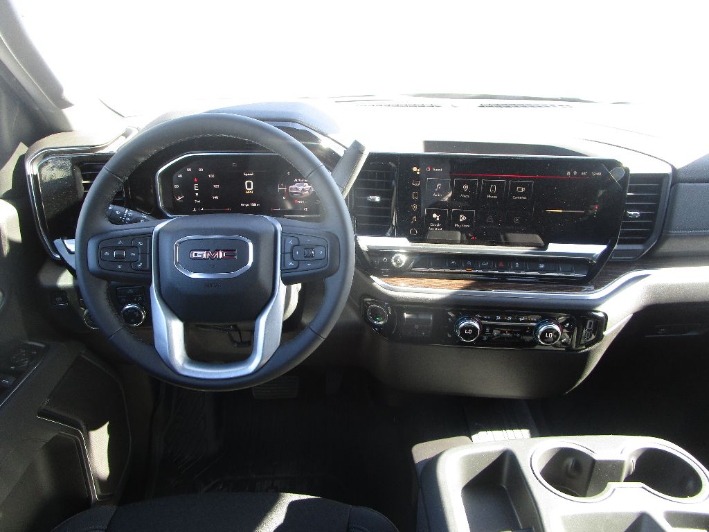 2026 Gmc Sierra 1500 SLE photo 3