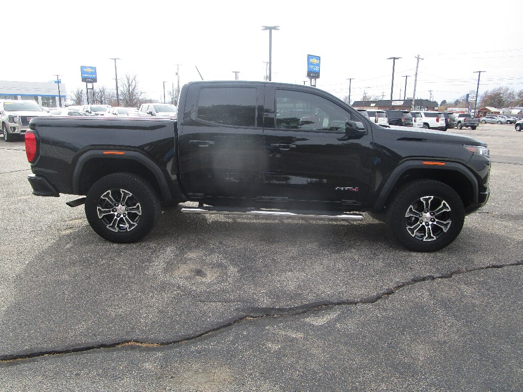 2023 Gmc Canyon AT4 photo 2