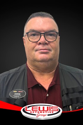 Staff member Darin Jester from ID_27f7138c99e2