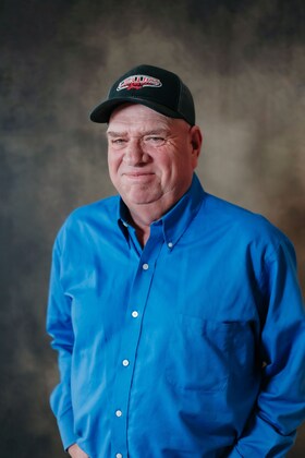 Staff member GAYLON ROBINSON from ID_3a96e708a33e