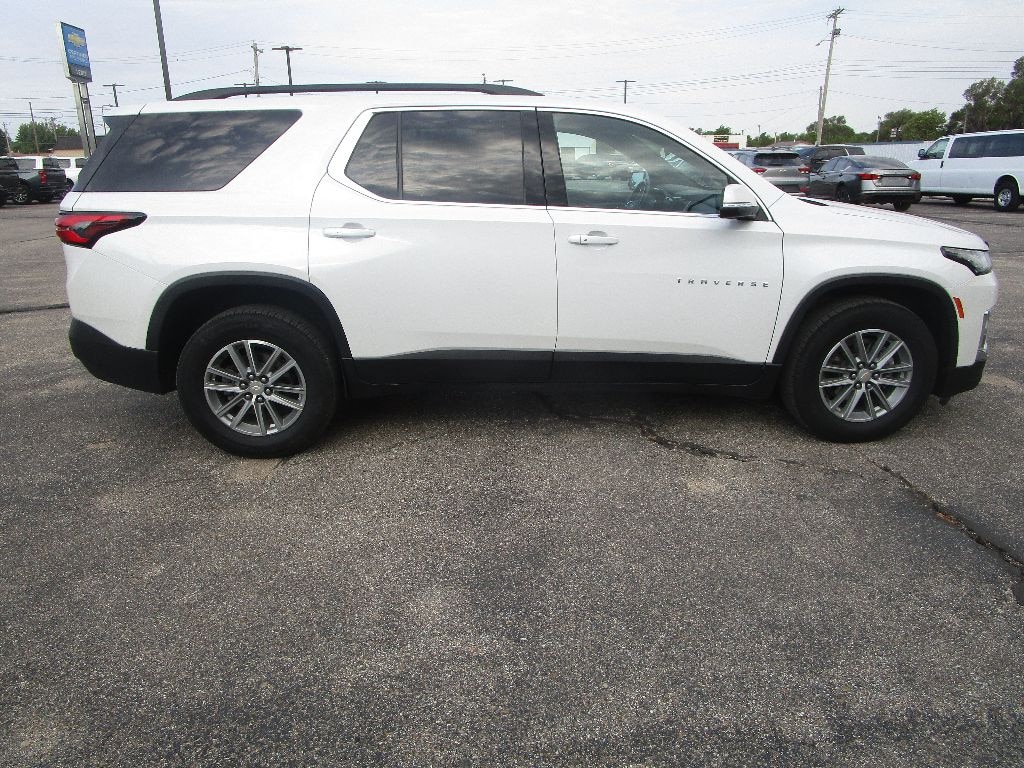Used 2022 Chevrolet Traverse LT Cloth SUV