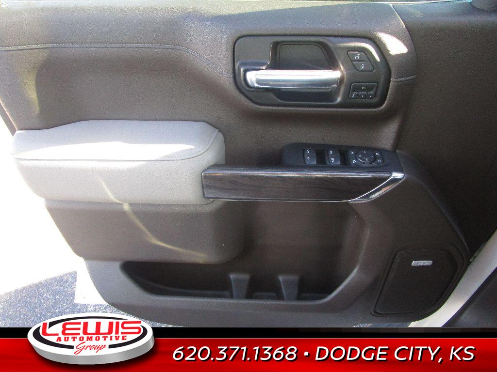 2022 Chevrolet Silverado 1500 LTZ photo 3