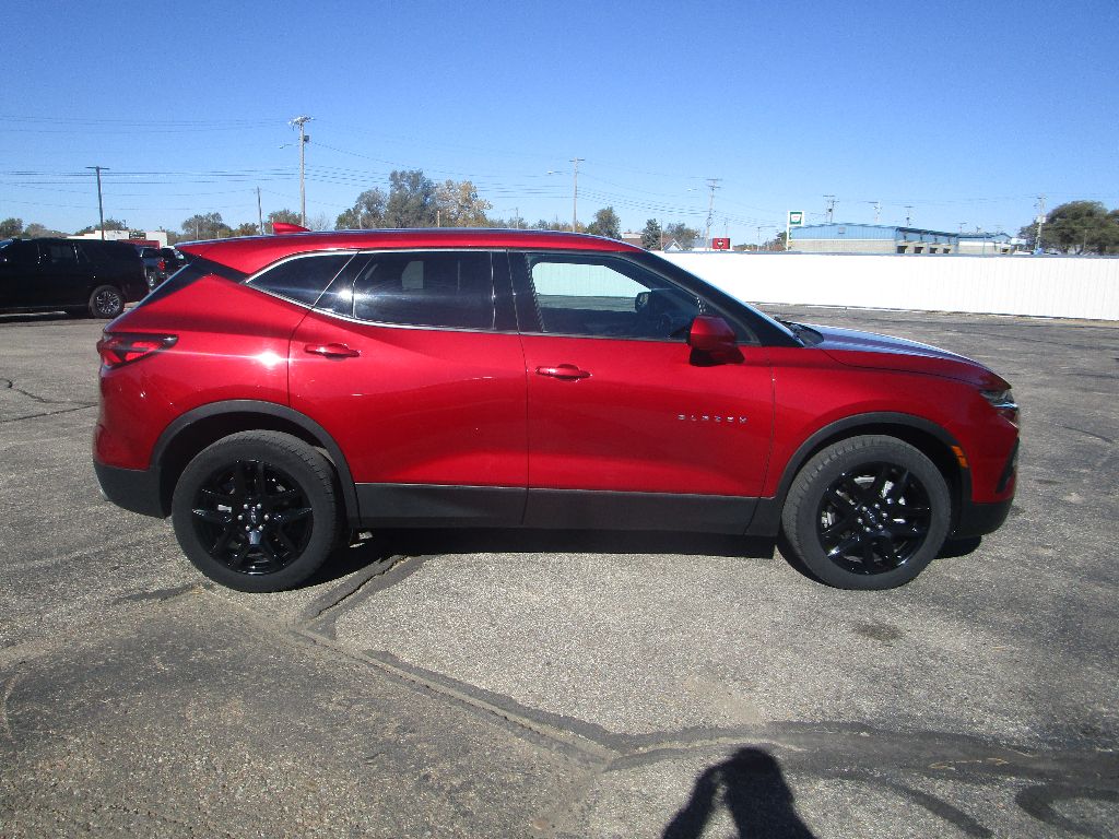 2021 Chevrolet Blazer 2LT photo 2
