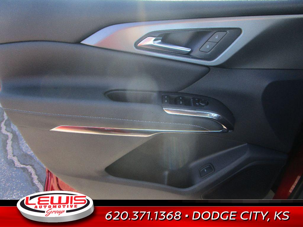 2026 Chevrolet Traverse photo 3