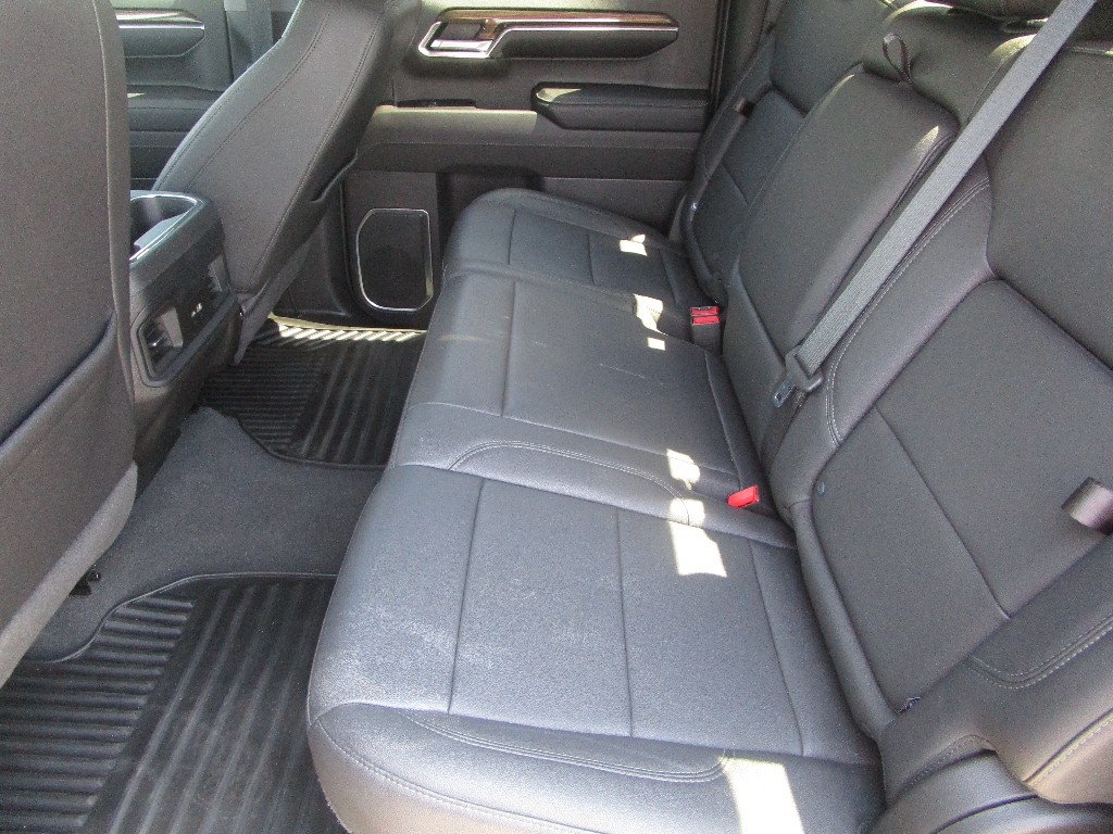 2023 Chevrolet Silverado 1500 RST - Photo 11