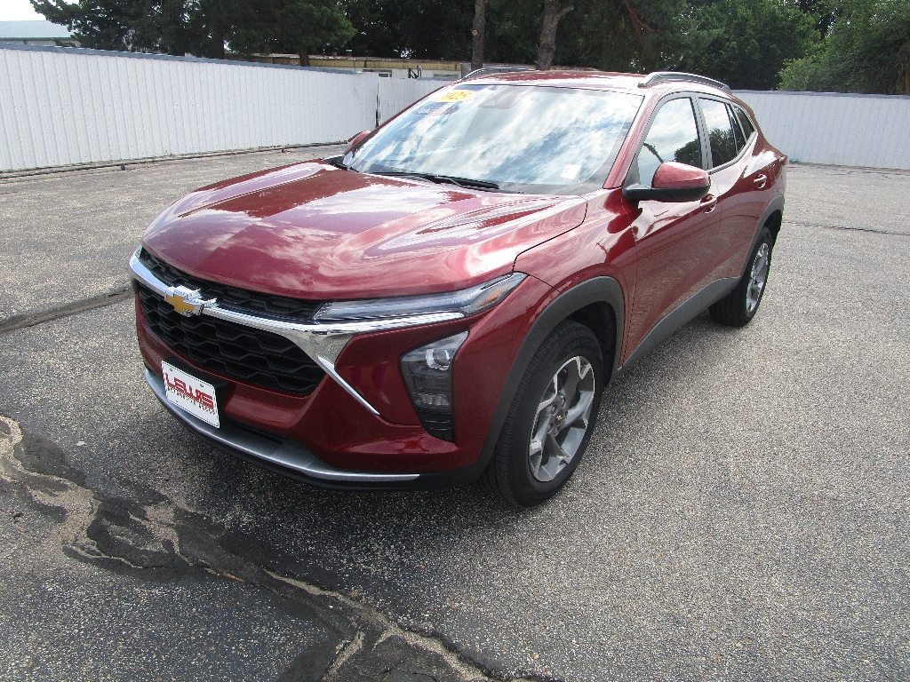 2025 Chevrolet Trax LT - Photo 15