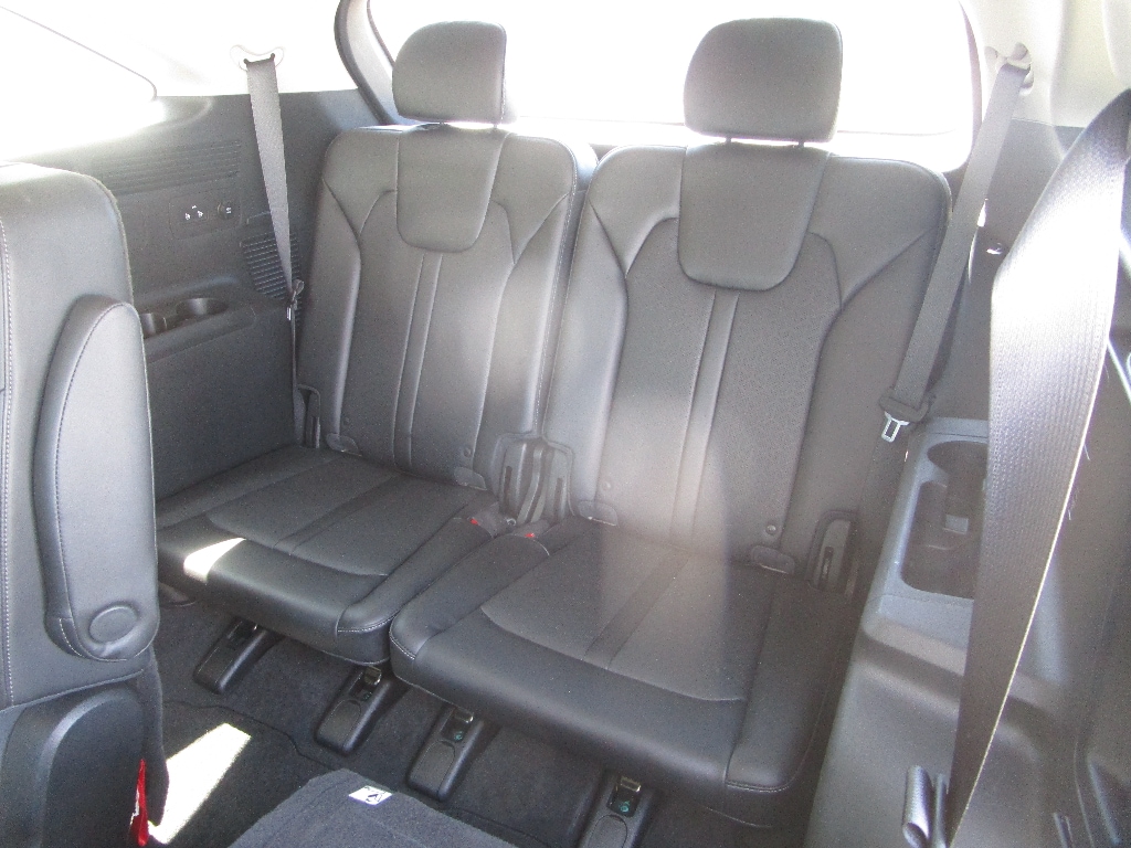 2023 Kia Sorento SX - Photo 12