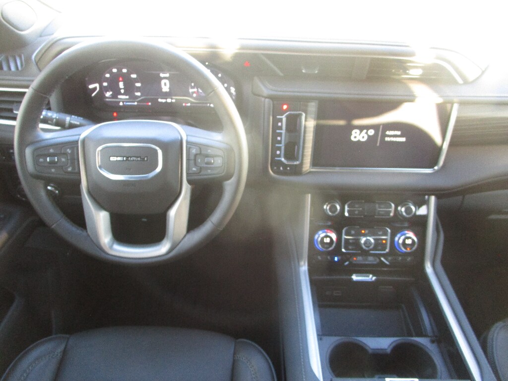 2024 Gmc Yukon XL Denali photo 3