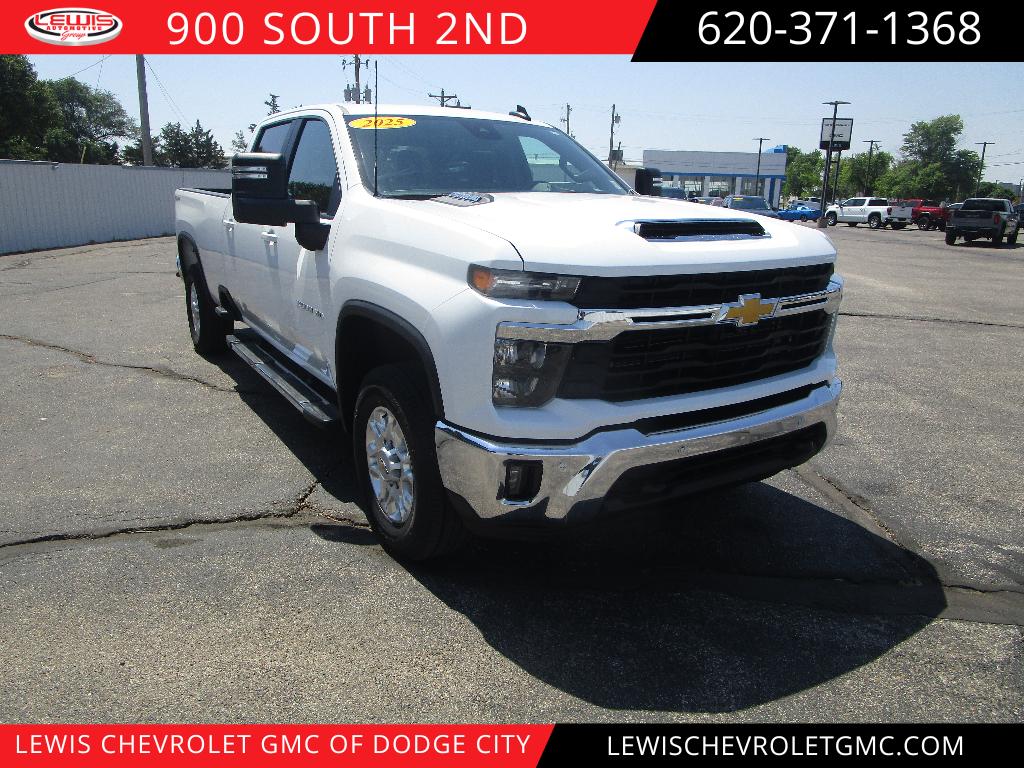 2025 Chevrolet Silverado HD LT 4WD Crew Cab Standard Box SRW's photo