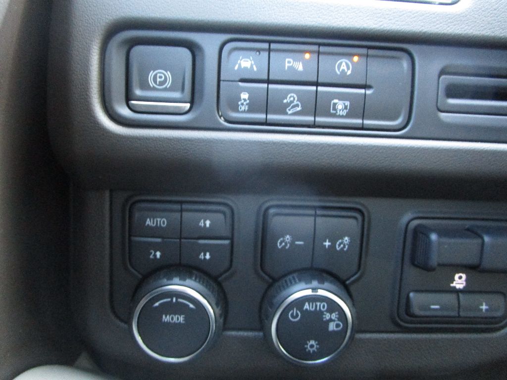 2024 Chevrolet Tahoe Z71 photo 4