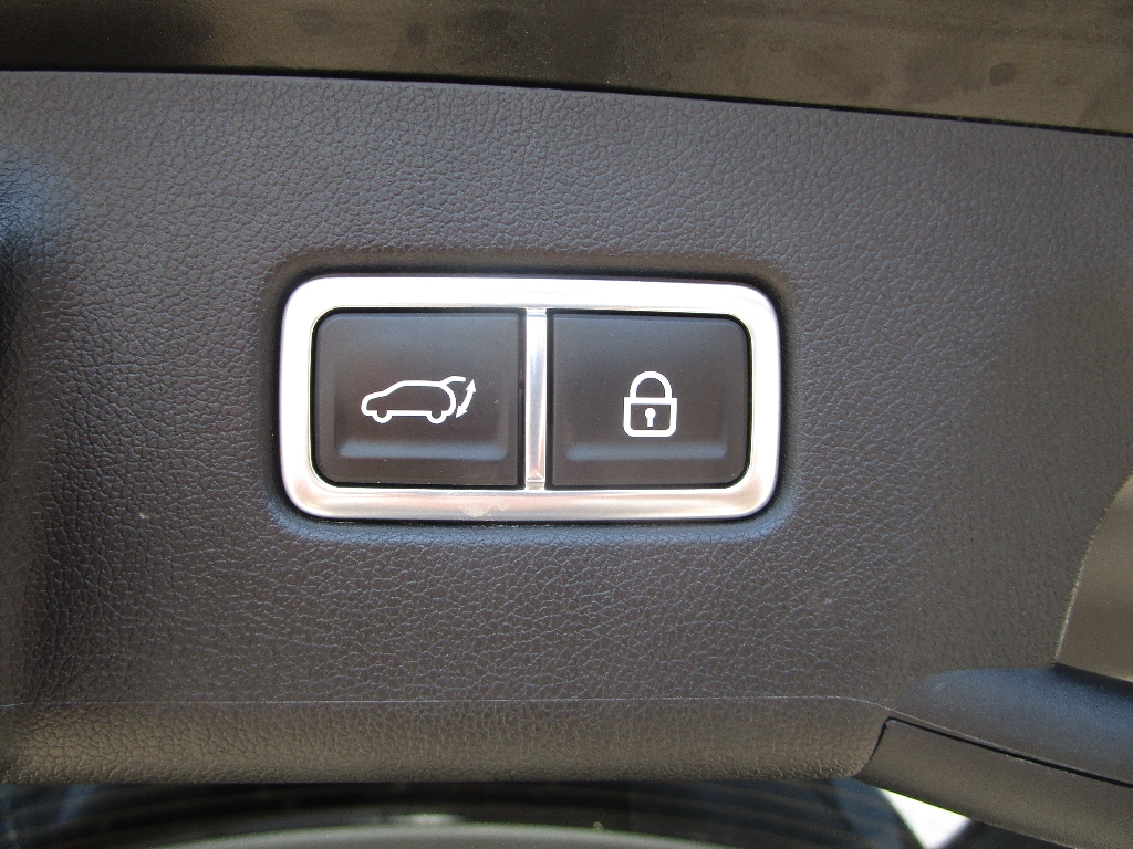 2023 Kia Sorento SX - Photo 13