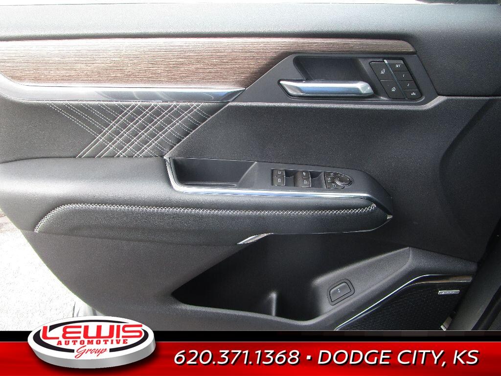 New 2026 GMC Acadia Denali SUV