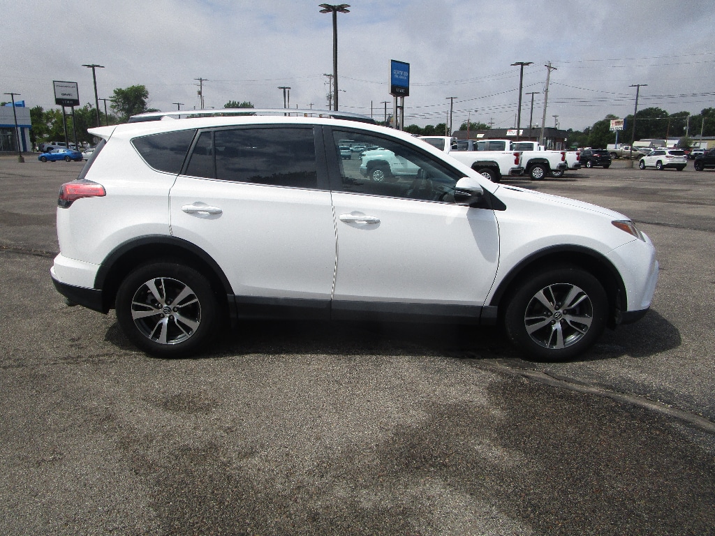 Used 2017 Toyota RAV4 XLE with VIN 2T3RFREV7HW551841 for sale in Dodge City, KS