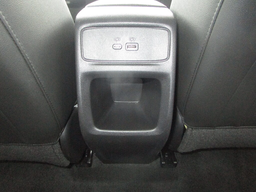2025 Chevrolet Trax LT - Photo 9