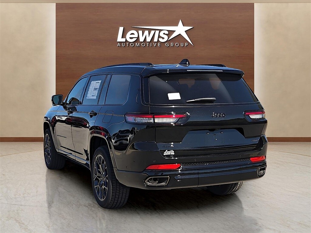 2025 Jeep Grand Cherokee L Summit Reserve photo 3