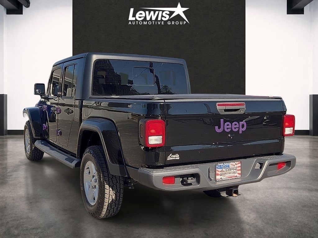 Used 2022 Jeep Gladiator Sport Truck Crew Cab