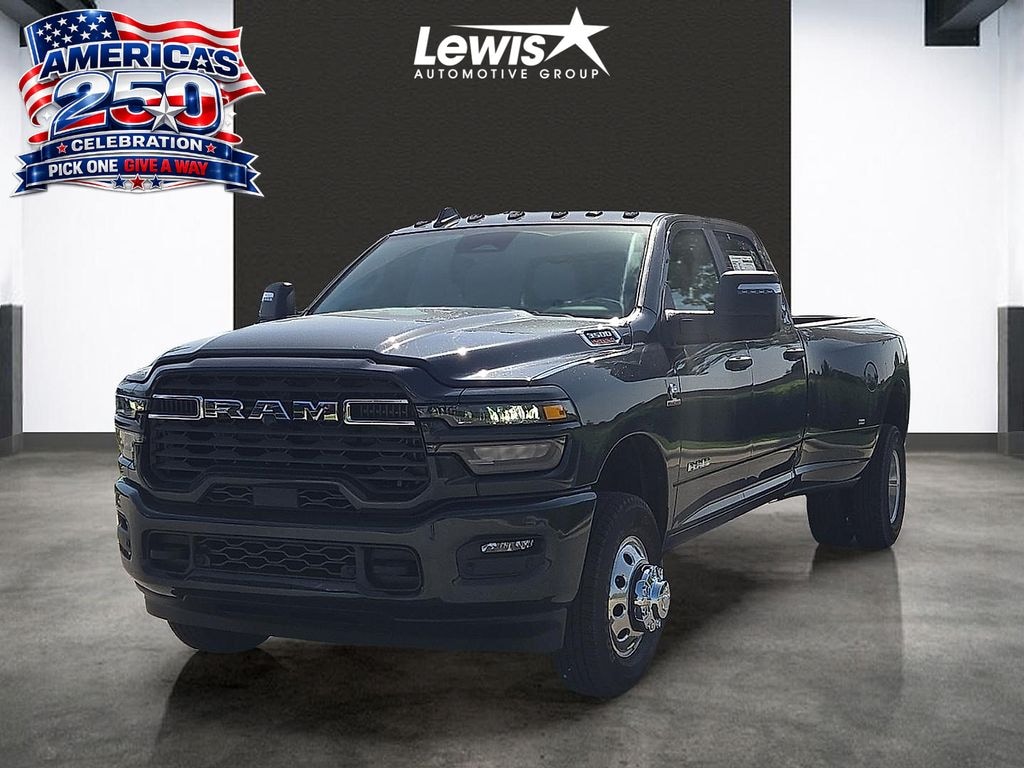 New 2026 Ram 3500 BIG HORN CREW CAB 4X4 8' BOX Pickup