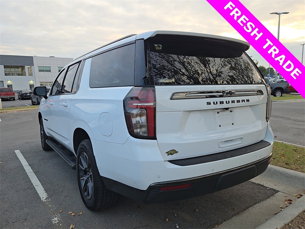 2022 Chevrolet Suburban Z71 photo 3