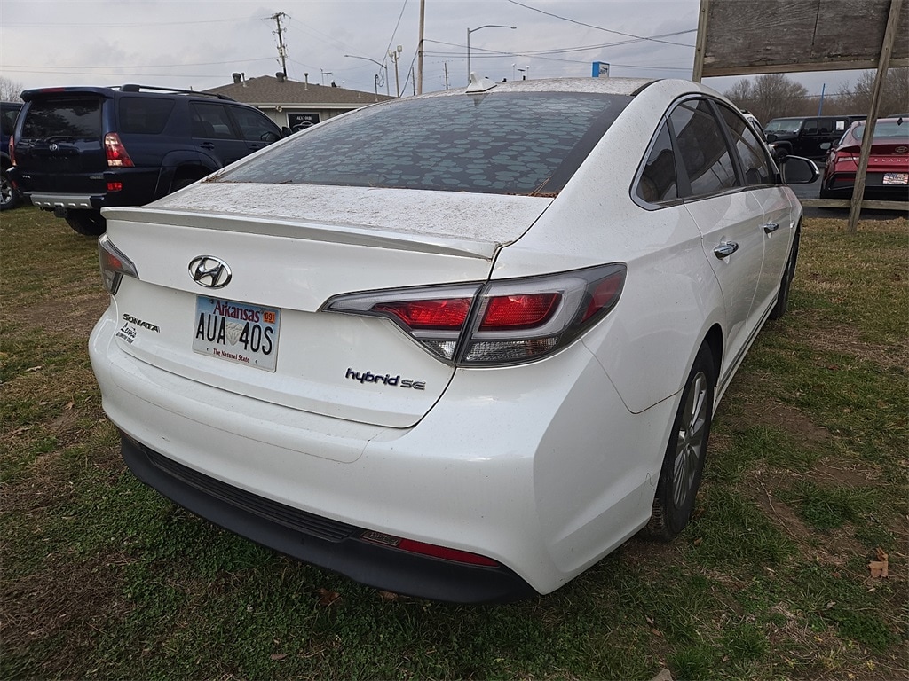 Used 2017 Hyundai Sonata Hybrid SE Sedan