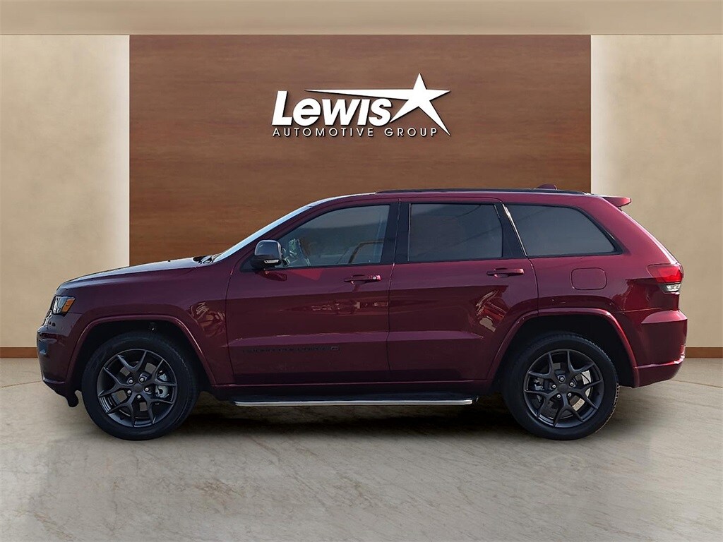 2021 Jeep Grand Cherokee Anniversary Edition photo 3