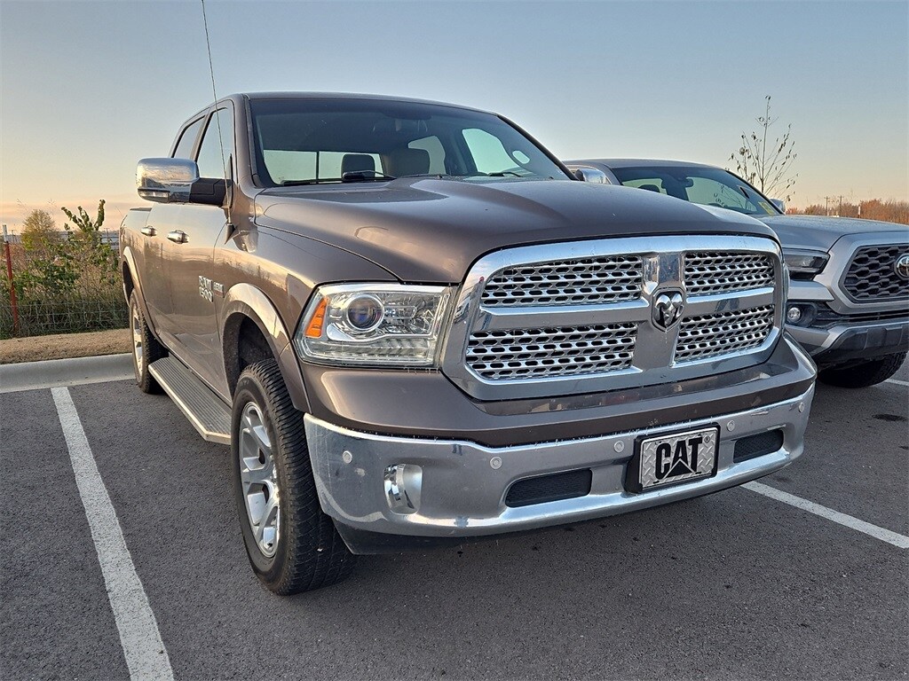 2018 Ram 1500 Laramie photo 3