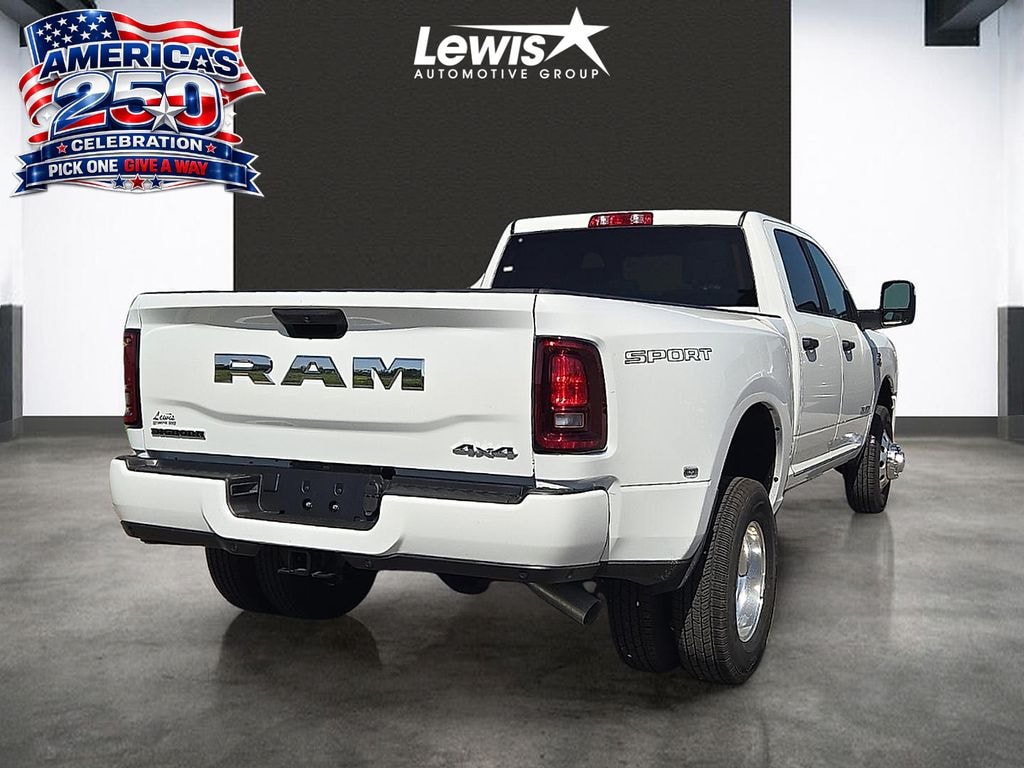 New 2026 Ram 3500 BIG HORN CREW CAB 4X4 8' BOX Pickup