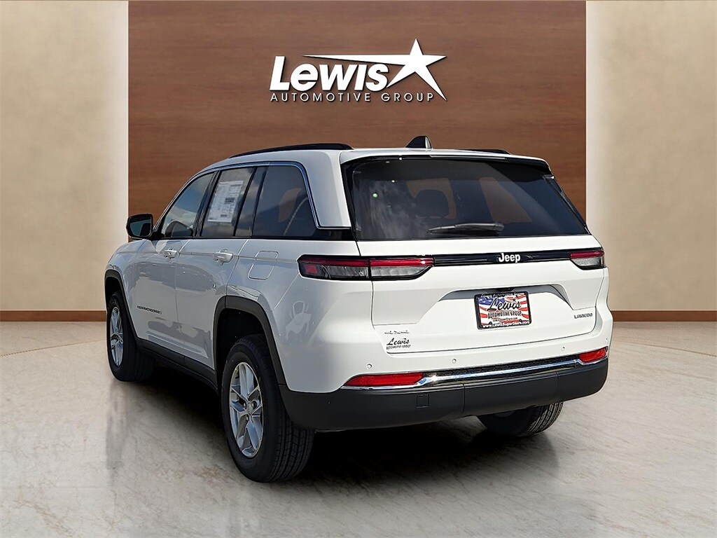 New 2025 Jeep Grand Cherokee LAREDO X 4X4 Sport Utility