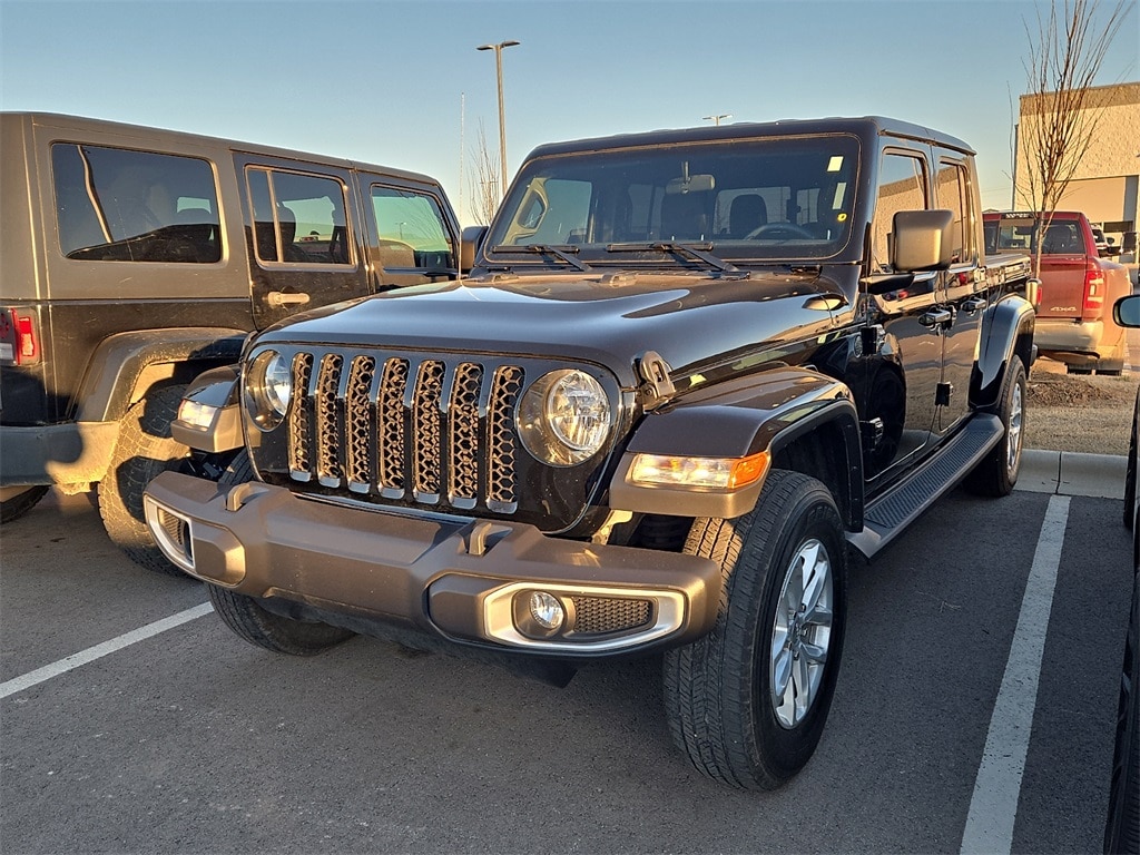 2023 Jeep Gladiator Sport S's photo