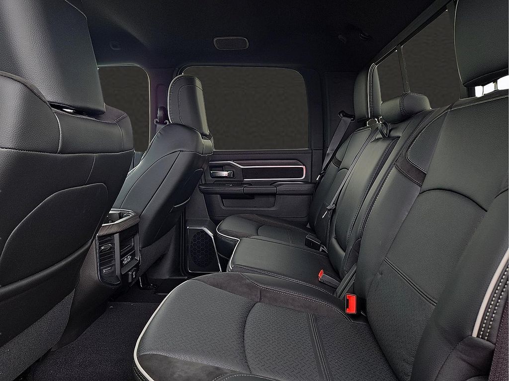 2026 RAM 2500 Laramie - Photo 9