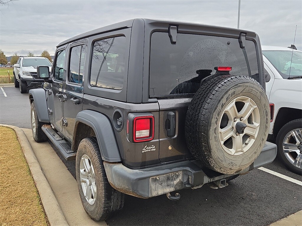 2019 Jeep Wrangler Unlimited Sport S photo 2