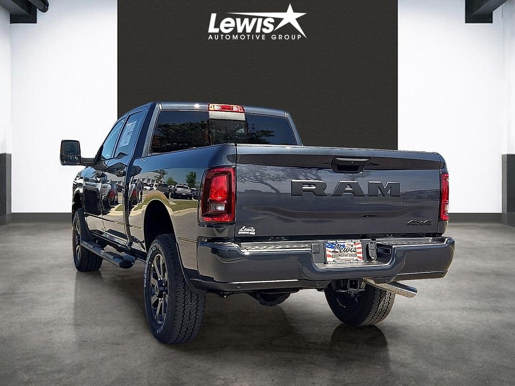 New 2026 Ram 2500 BLACK EXPRESS CREW CAB 4X4 6'4 BOX Pickup
