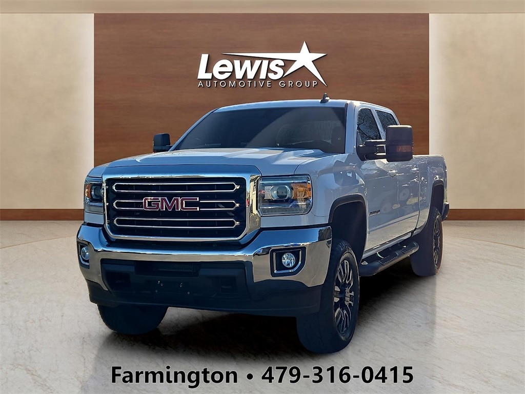 2018 GMC Sierra 2500HD SLE's photo