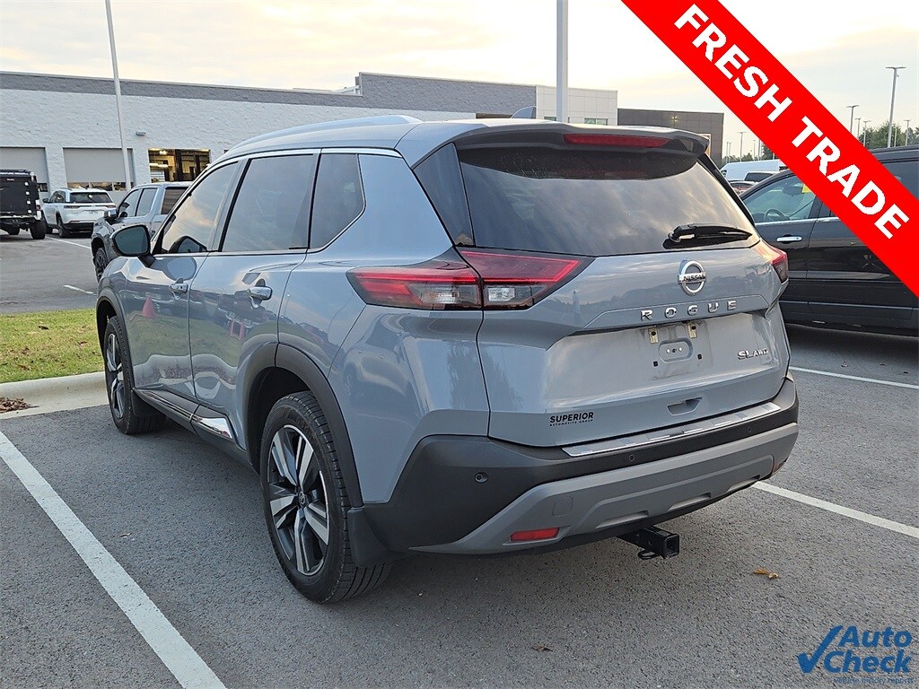 2021 Nissan Rogue SL photo 2