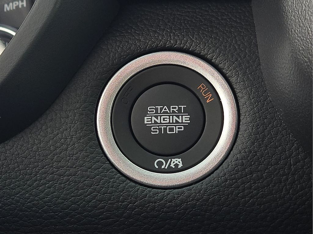 2026 RAM 1500 Laramie - Photo 16