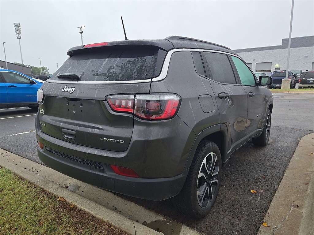 2024 Jeep Compass Limited photo 4