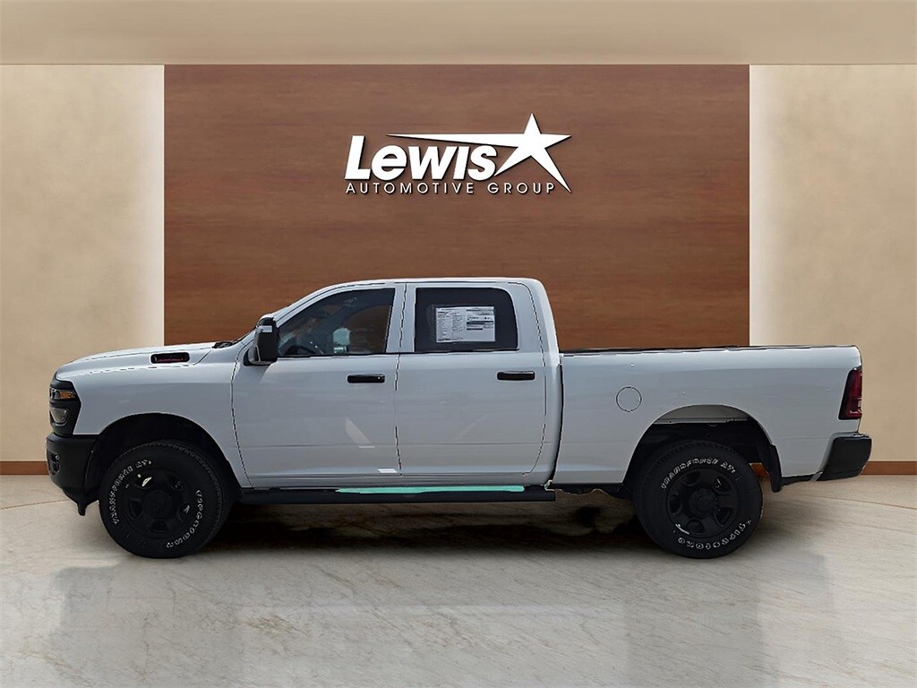 2026 Ram 2500 Tradesman photo 3