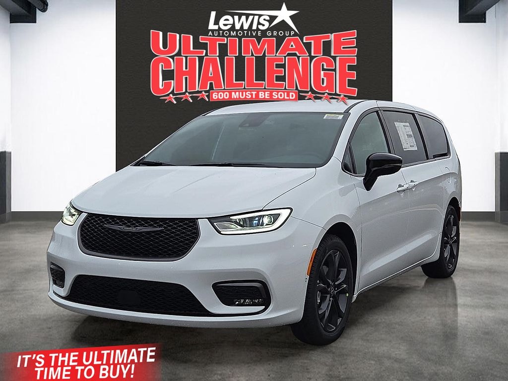 New 2026 Chrysler Pacifica SELECT Passenger Van