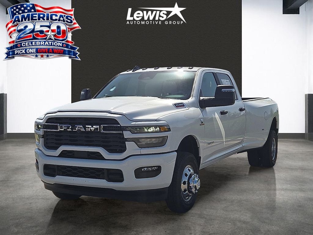 New 2026 Ram 3500 BIG HORN CREW CAB 4X4 8' BOX Pickup