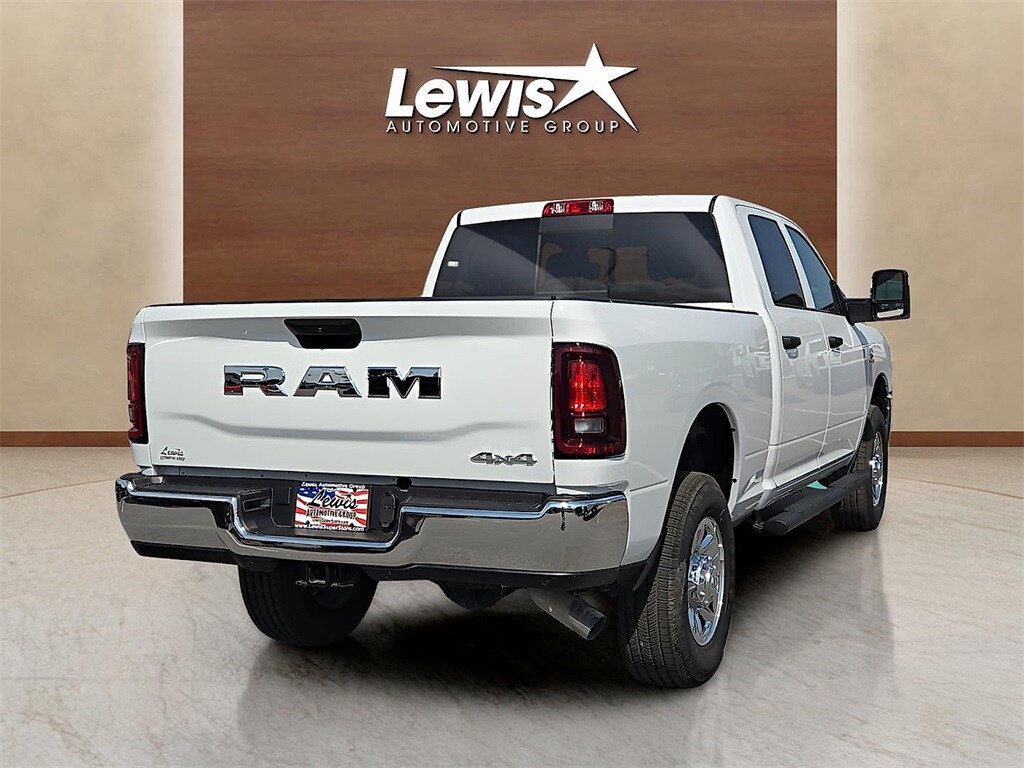 2026 Ram 2500 Tradesman photo 4