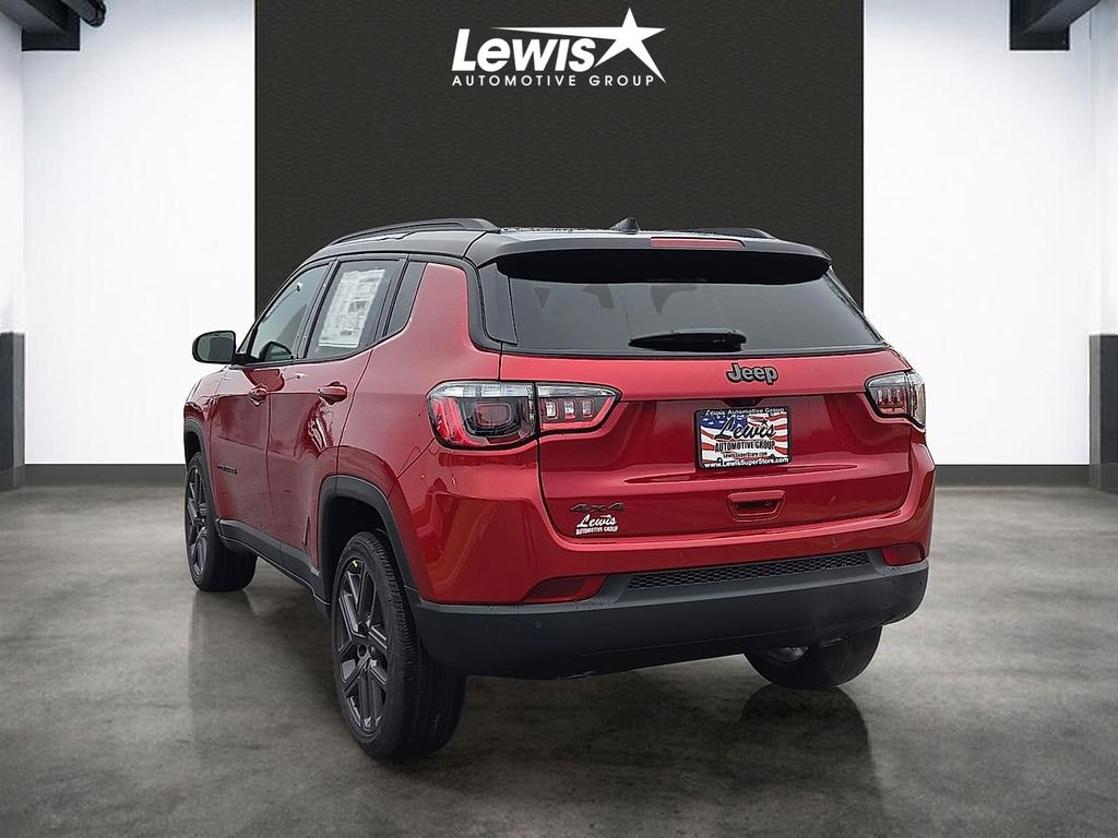 New 2026 Jeep Compass LIMITED ALTITUDE 4X4 Sport Utility