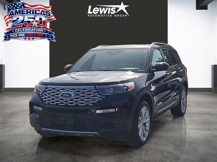 2024 Ford Explorer Platinum SUV