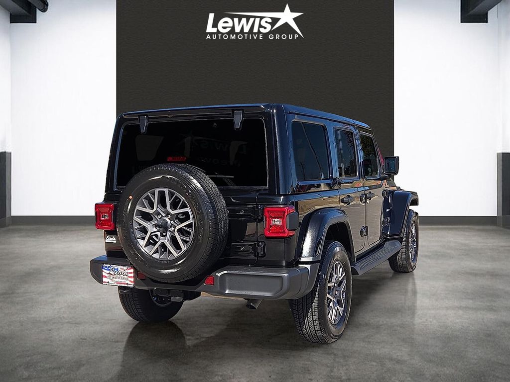 2024 Jeep Wrangler 4-Door Sahara - Photo 4