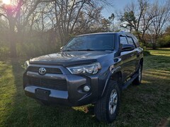 2016 Toyota 4Runner SR5 SUV