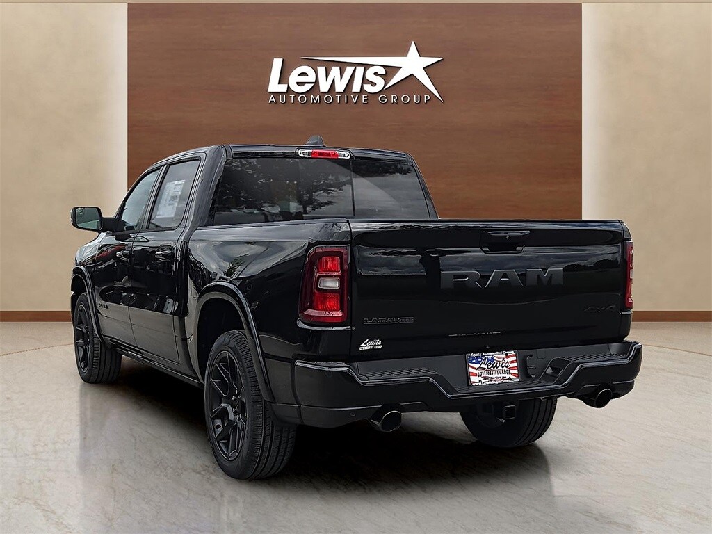 2026 Ram 1500 Laramie photo 3